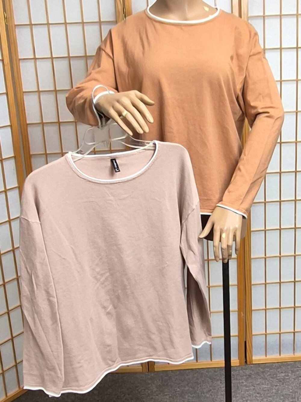 NWT Set of 2 PrinStory brand ladies sweaters tan and beige tan is NWT beige EUC
